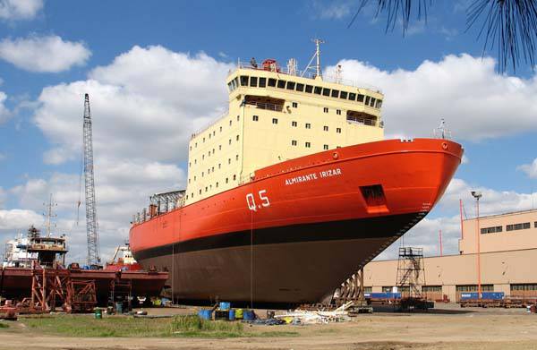 El rompehielos Irízar volvería a la Antártida a fines de 2012