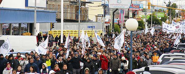 Convocatoria, paro y movilización
