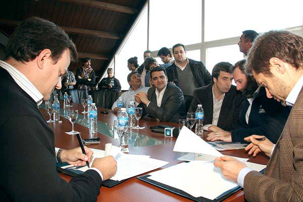 La ciudad se unirá a través de la Base Naval