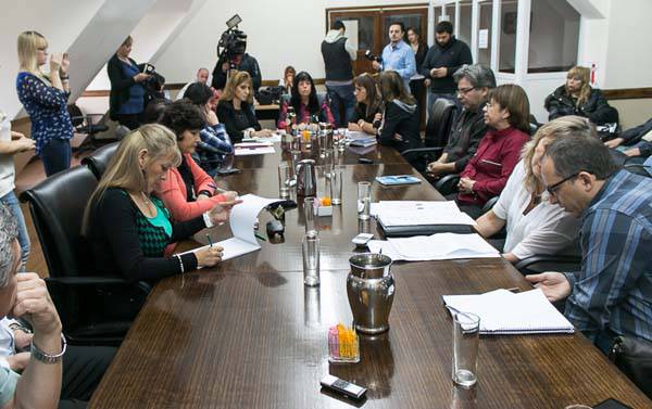 Chapperón pasó por la Legislatura