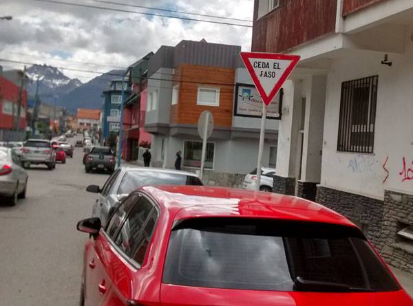 ¿Bromista suelto o campaña encubierta? 