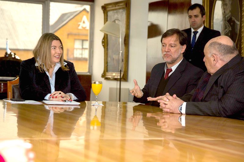 Firman acuerdo con la Superintendencia de Control de Poder de Mercado de Ecuador