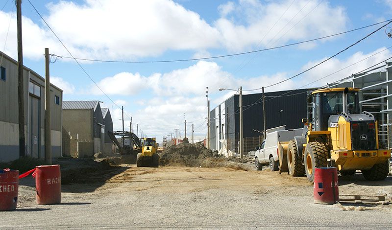 Reactivan proyecto de pavimentación de Parque Industrial