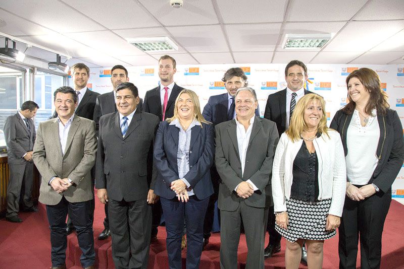 Luis Vázquez asumió como ministro de Obras y Servicios Públicos