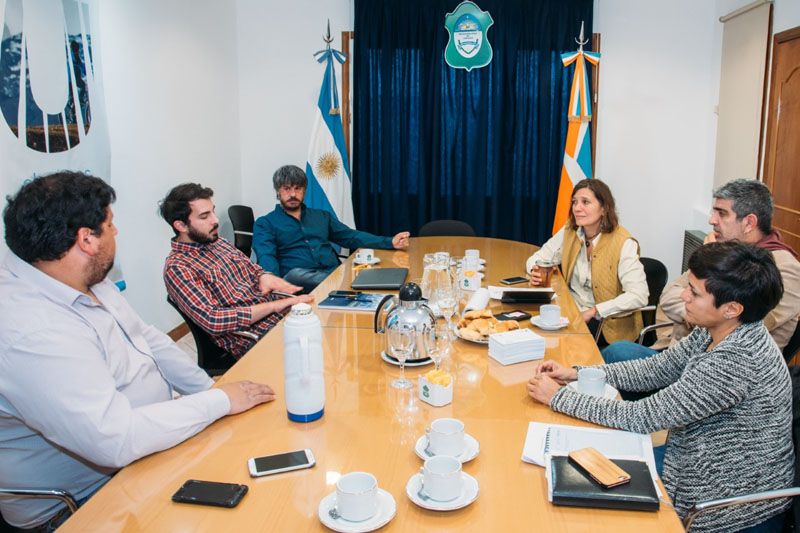Ushuaia y Río Grande ofrecerán capacitaciones para la comunidad educativa