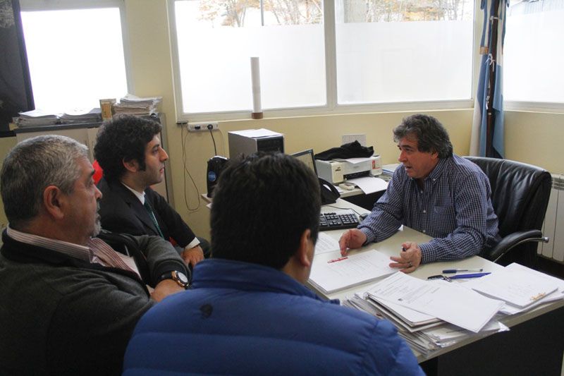 La Municipalidad analiza el estudio del transporte público elaborado por la UNTDF