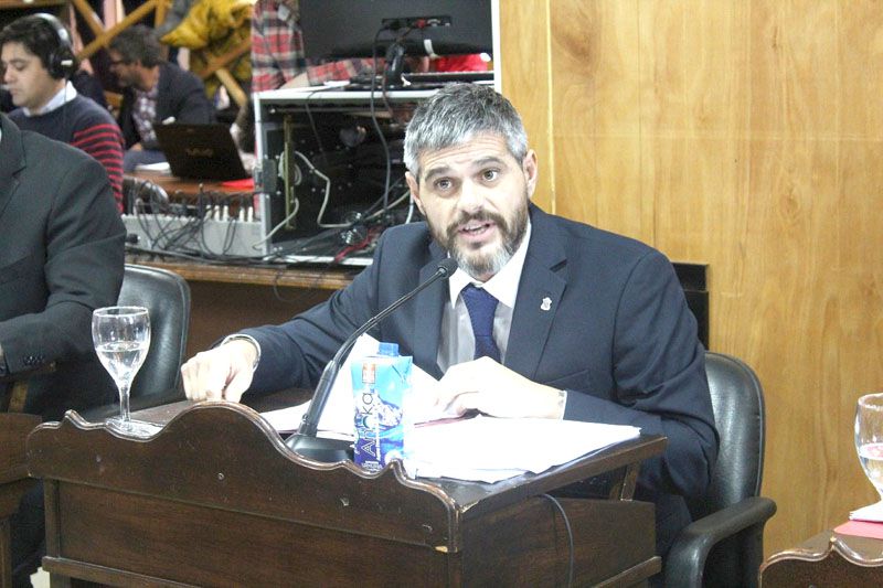 Romano promueve herramientas legislativas para mejorar la infraestructura deportiva