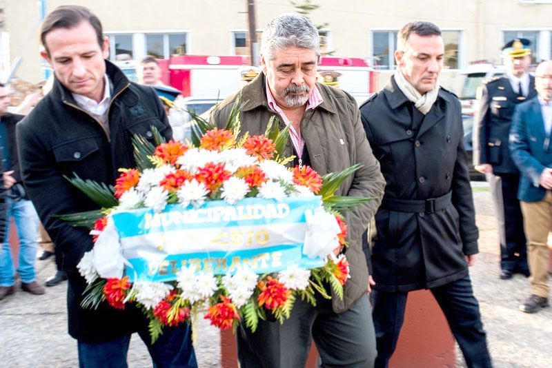 La Municipalidad de Ushuaia acompañó el acto por el Día del Bombero Voluntario