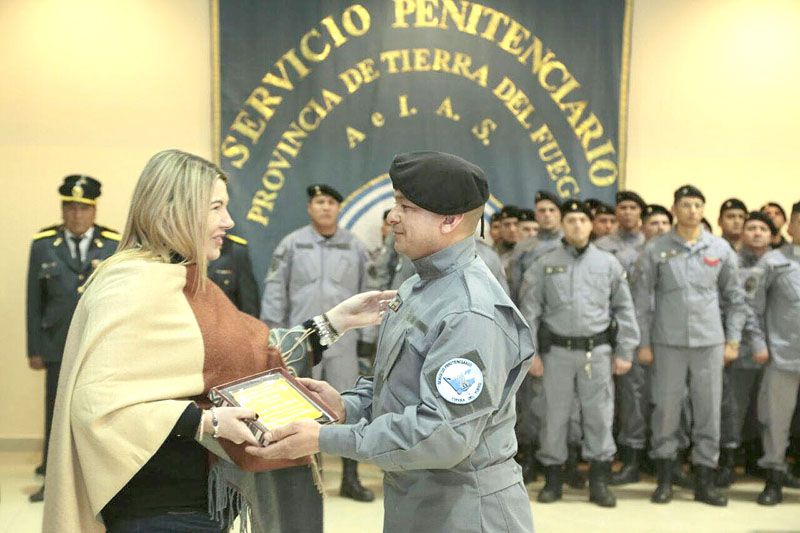 Bertone anticipó que van a profesionalizar aun más la carrera penitenciaria