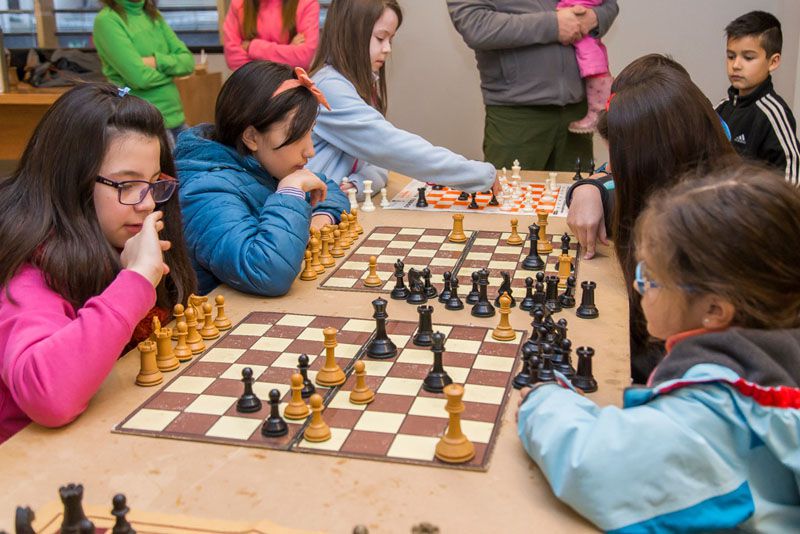 Se realizó un torneo de ajedrez para chicos de los talleres municipales 