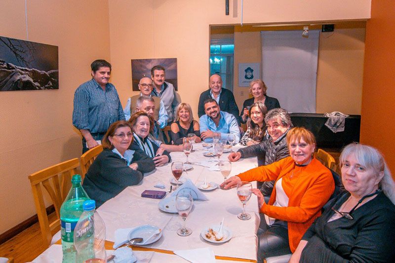 Vuoto y antiguos pobladores comenzaron a planificar el 12 de Octubre