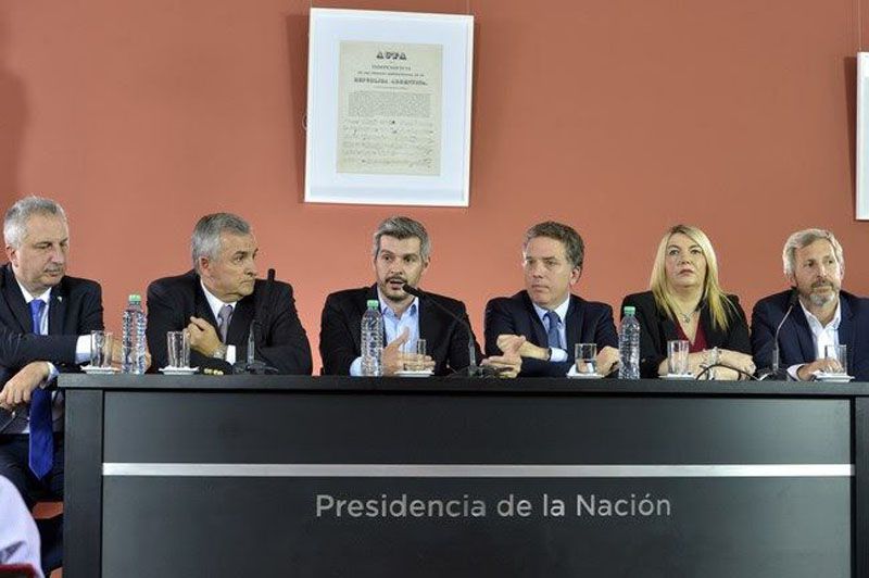 “Es la primera vez que en un pacto fiscal no se resigna federalismo”
