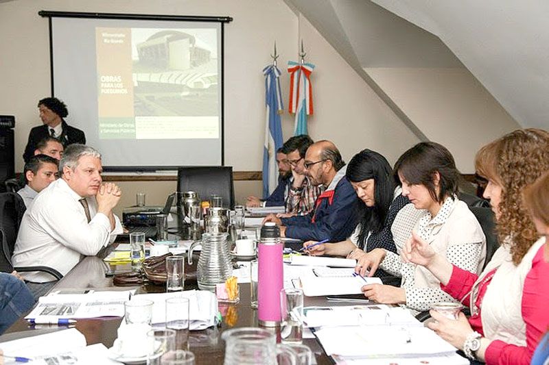 Vázquez: “Elevamos en un 80% la inversión en obra pública”