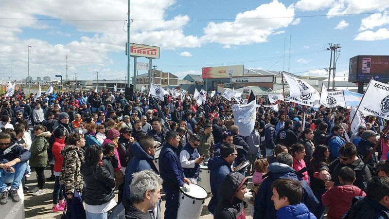 La UOM no logró que todos los operarios se sumaran a la protesta salarial