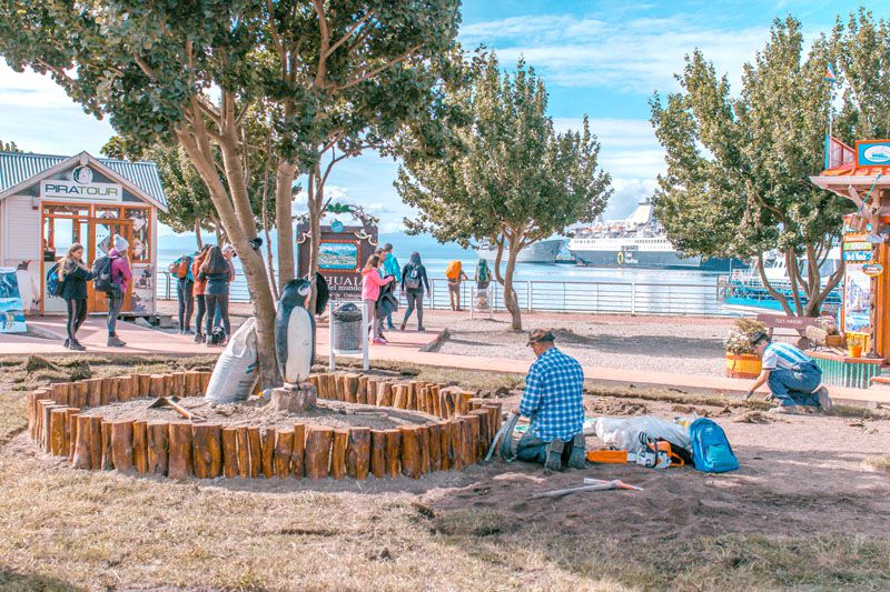 Continúan los arreglos en plazas, paseos y espacios públicos
