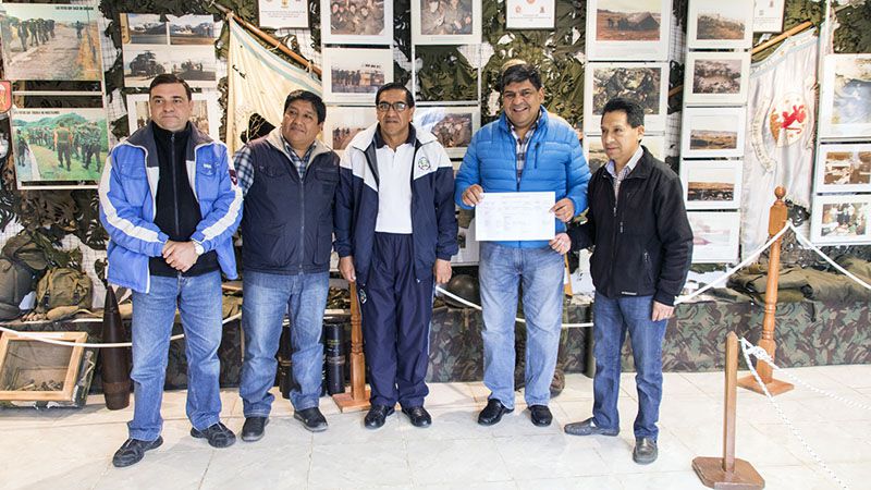 Arcando se reunió con ex Combatientes de Río Grande