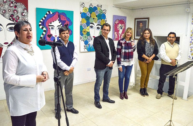 Se inauguró la muestra ‘Mujeres de Mi Vida’, en el Centro ‘Nueva Argentina’
