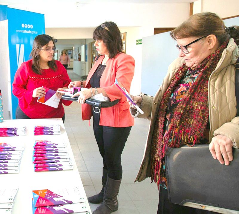 La Secretaría de la Mujer difunde herramientas que garantizan derechos