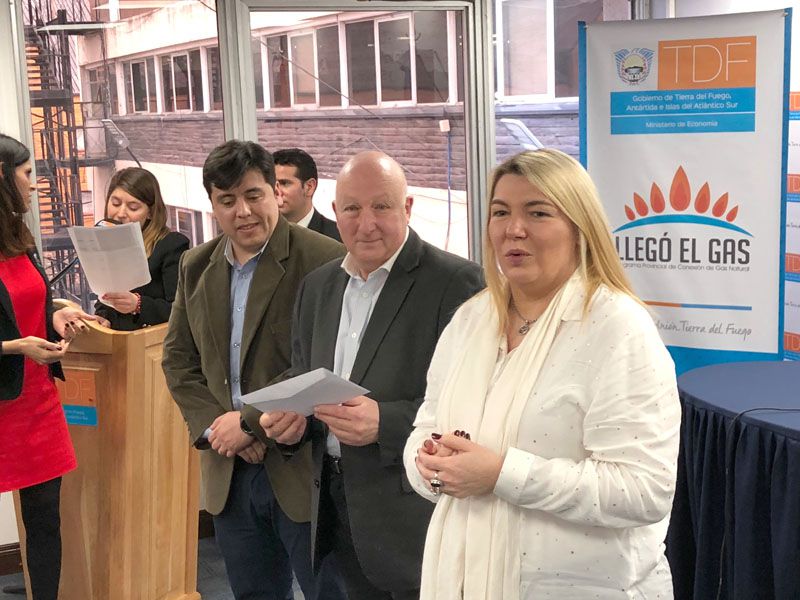 Bertone entregó nuevos subsidios y ya son 160 los vecinos beneficiados