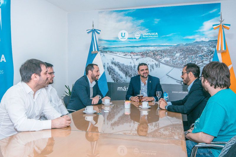 Vuoto y la Universidad Siglo 21 evaluaron la marcha de capacitaciones en administración