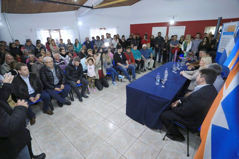 Se firmó convenio para la construcción del gimnasio del club “Luis Garibaldi”