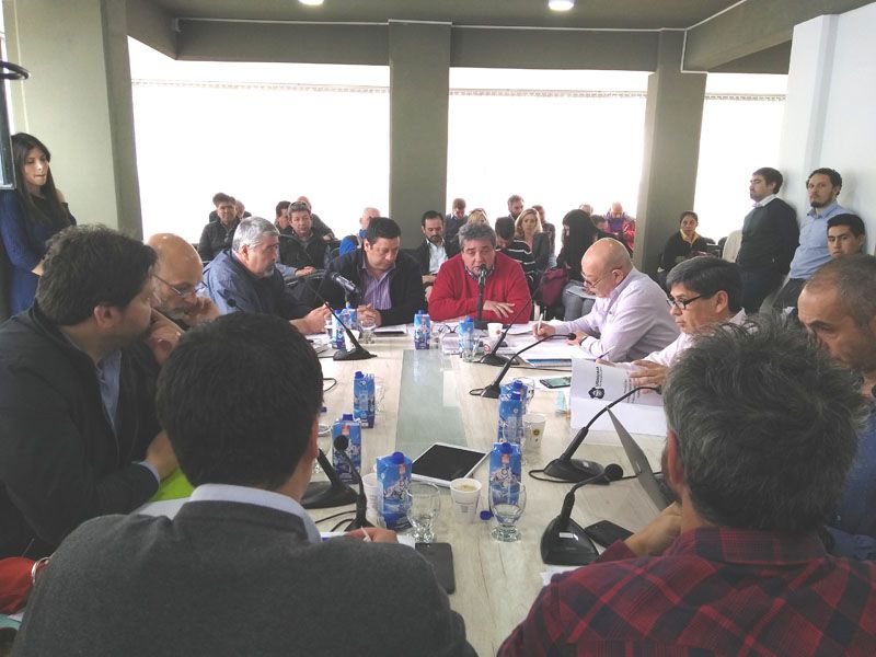 En 2019 renovarán todos los semáforos y señales de tránsito