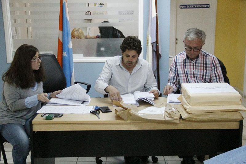 Salón de Usos Múltiples para la Escuela N° 21