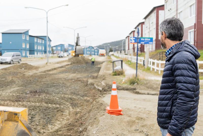 Romano recorrió el barrio Río Pipo con vecinos