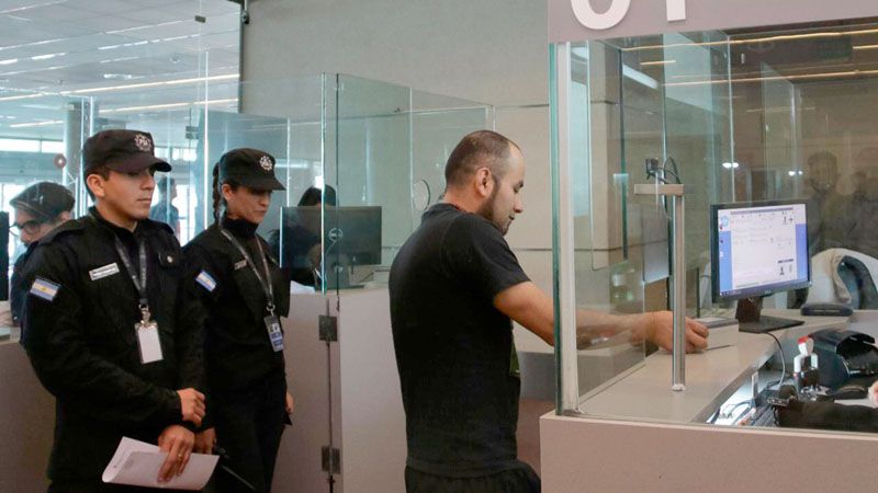 El boliviano deportado desde Tierra del Fuego había abusado sexualmente de su sobrina de 10 años