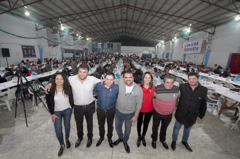 El intendente Vuoto mantuvo un encuentro con trabajadores de comercio 