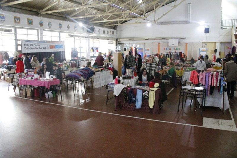 Más de 60 feriantes participaron de la 5ª Expo Feria de la Economía Popular
