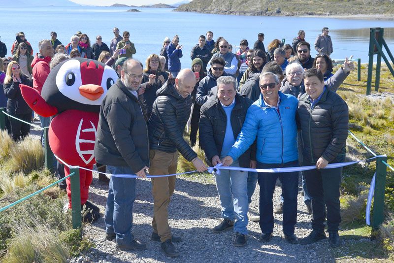 El Municipio de Ushuaia participó en la apertura de la readecuación del sendero de Puerto Karelo