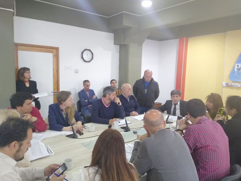 Propietarios de taxis plantearon modificaciones al proyecto de ‘Taxi Accesible’