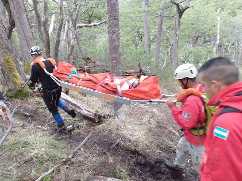 Personal de la Comisión de Auxilio rescató a una joven de 20 años