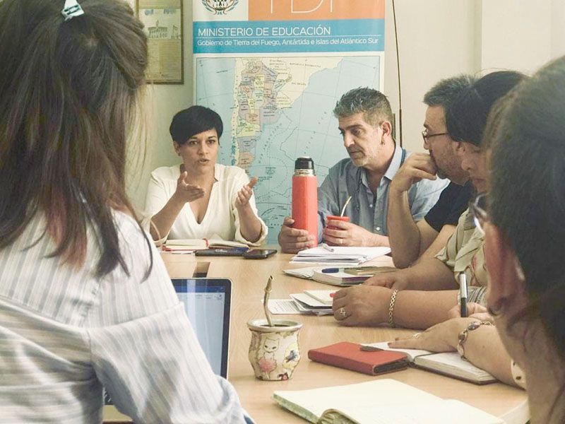 Cubino recibió al SUTEF 