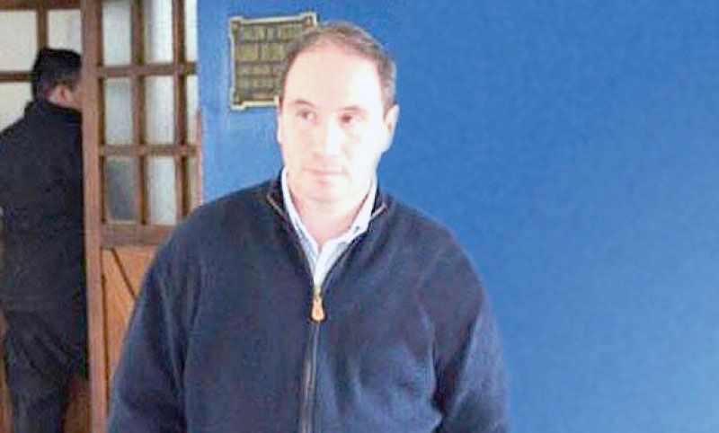 La abogada del abusador contactó a una víctima por chat