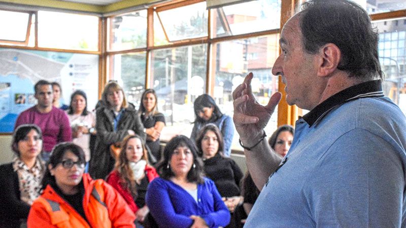 La Municipalidad distribuirá alcohol en gel