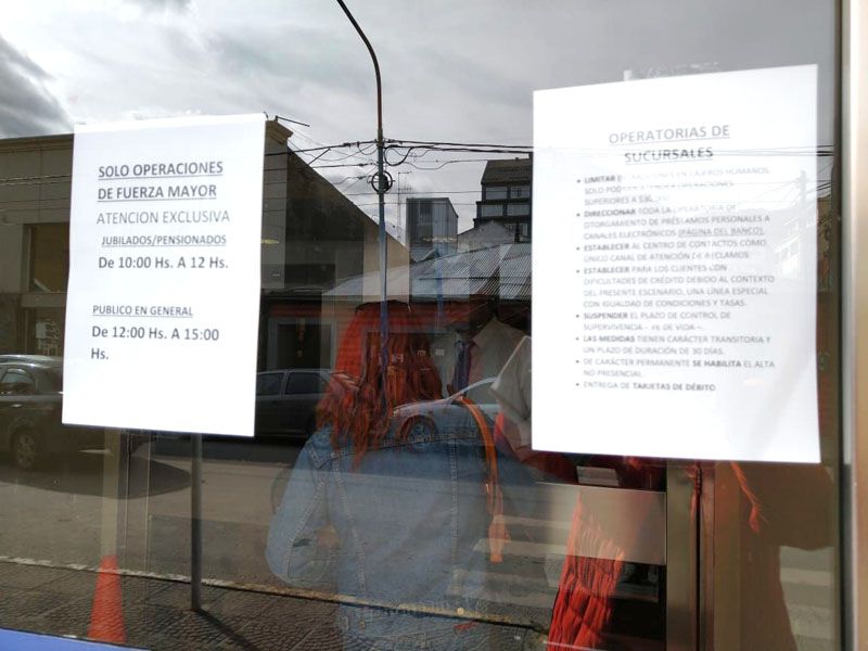 Bancos, supermercados y farmacias adoptan medidas preventivas contra el Coronavirus