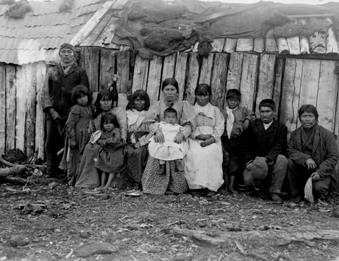 Muere el yámana Robert Yenowa ex alcalde de Ushuaia