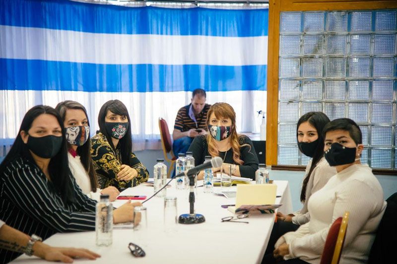 Trentino: “Buscar la independencia económica para lograr la independencia emocional” 