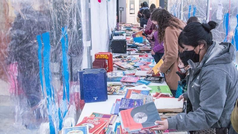 Se realizó una liberación masiva de libros 