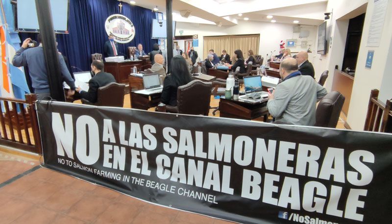 La Legislatura prohibió por unanimidad la salmonicultura