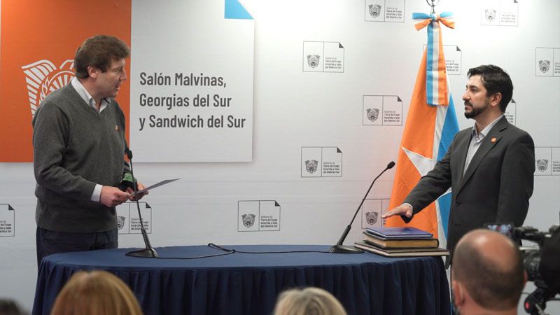 Federico Zapata García juró como nuevo ministro de Finanzas Públicas