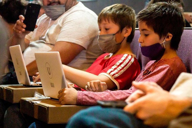 Realizan un seguimiento para evitar venta de notebooks de alumnos de escuelas experimentales