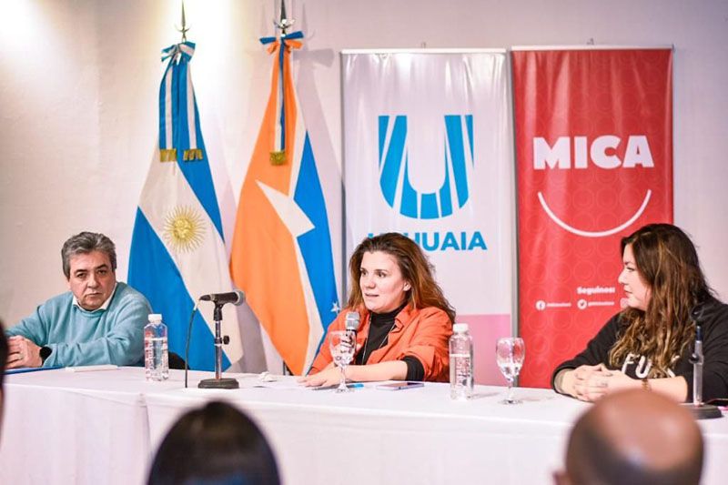 Ushuaia recibió al MICA y el MATRIA en la Casa de la Cultura