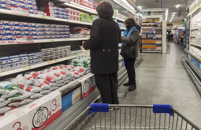 Las ventas en supermercados crecieron un 84,1%