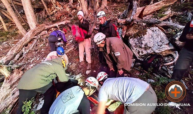 La Comisión de Auxilio asistió a una turista israelí lesionada en Cañadón de la Oveja