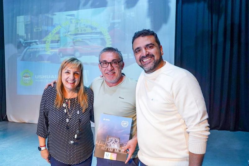 La Municipalidad de Ushuaia agasajó a los taxistas en su Día 