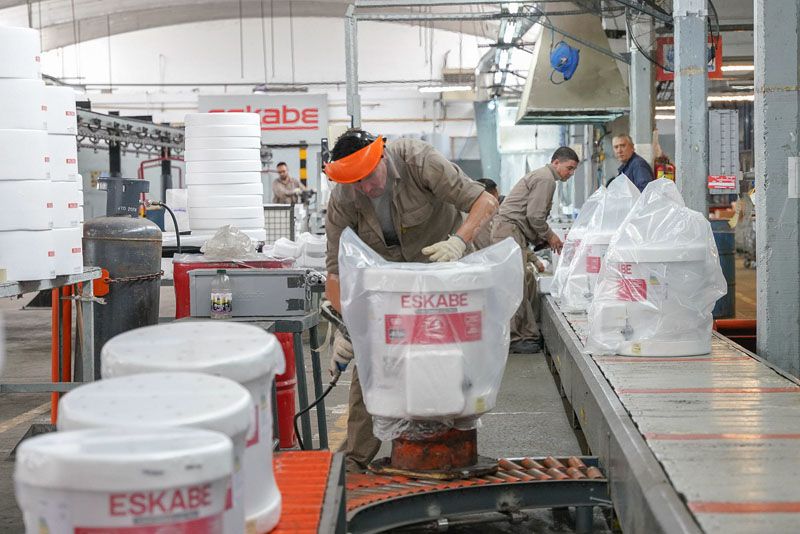 La economía argentina caerá este año 1,6% y hay riesgo de devaluación, según la OCDE