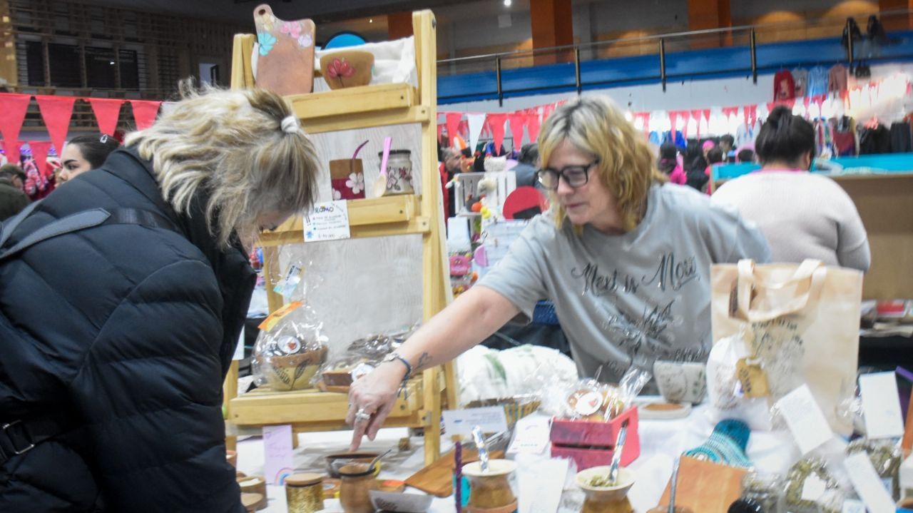La Expo ‘Mes de la Amistad’ reunió a más de 250 emprendedores